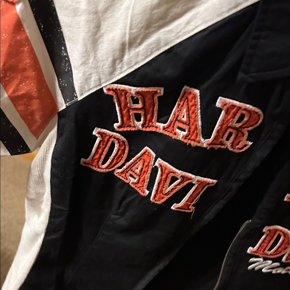 Harley-Davidson Black and White Shirt with Orange Accents - Picture 5 of 8